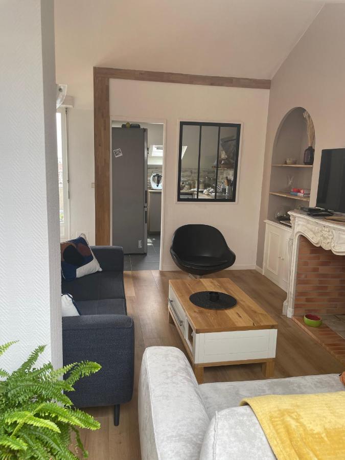 פואטייה Grand Appartement Hypercentre Avec Terrasse Et Parking מראה חיצוני תמונה