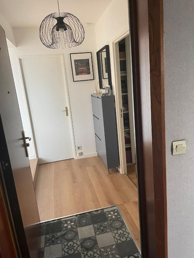 פואטייה Grand Appartement Hypercentre Avec Terrasse Et Parking מראה חיצוני תמונה